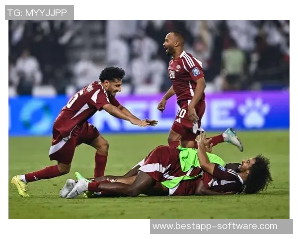 卡塔尔足球明星盘点:从传奇球员到新生代的璀璨星光 卡塔尔足球明星盘点:从传奇球员到新生代的璀璨星光